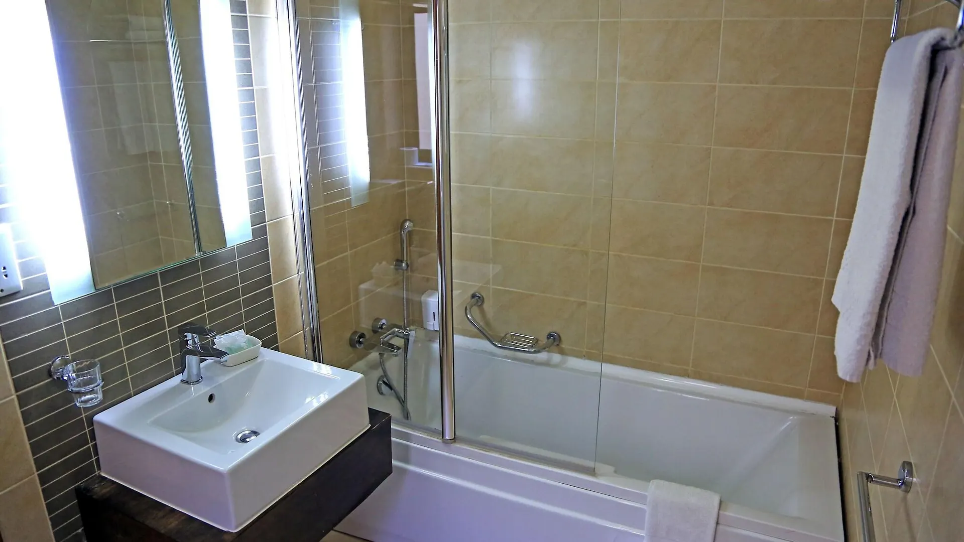 Labranda Rocca Nettuno Suites Sliema Hotell